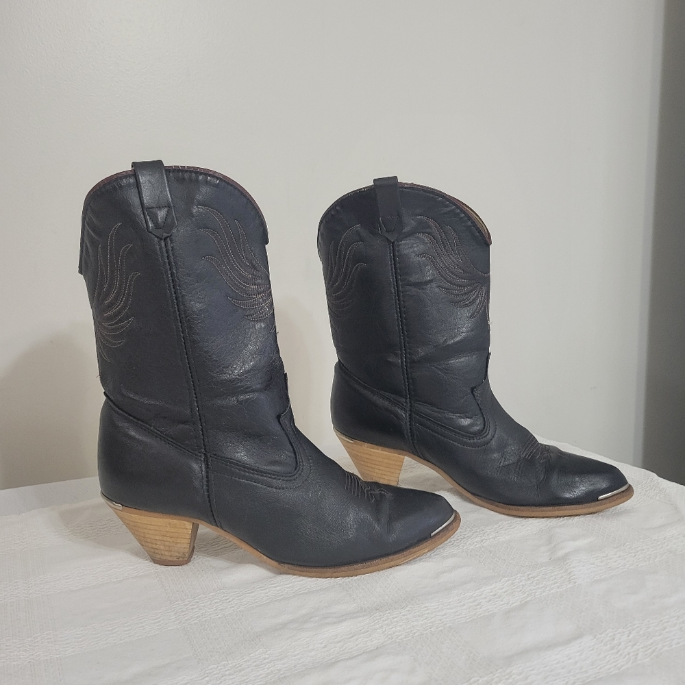 Dingo leather boots